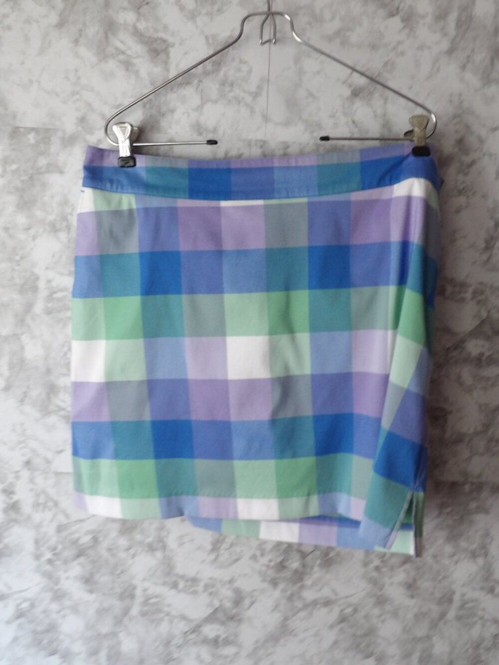 Izod Women's Golf Skort Skirt Plaid Size 12